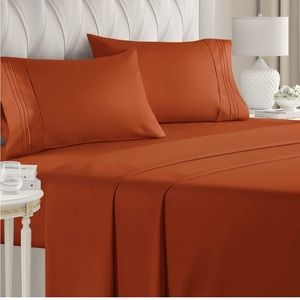 Queen Size 4 Piece Sheet Set